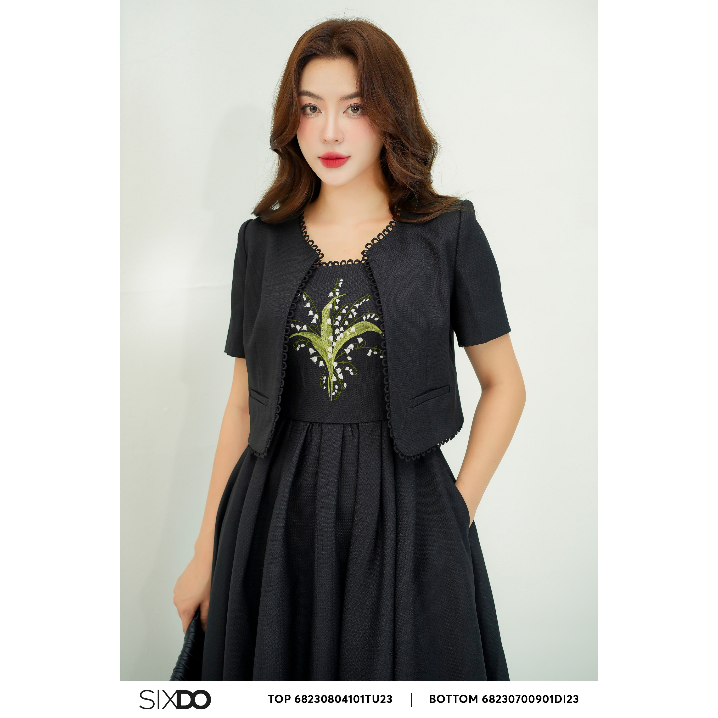 Áo Vest nữ thô dáng lửng SIXDO (Black Short Sleeves Raw Vest)