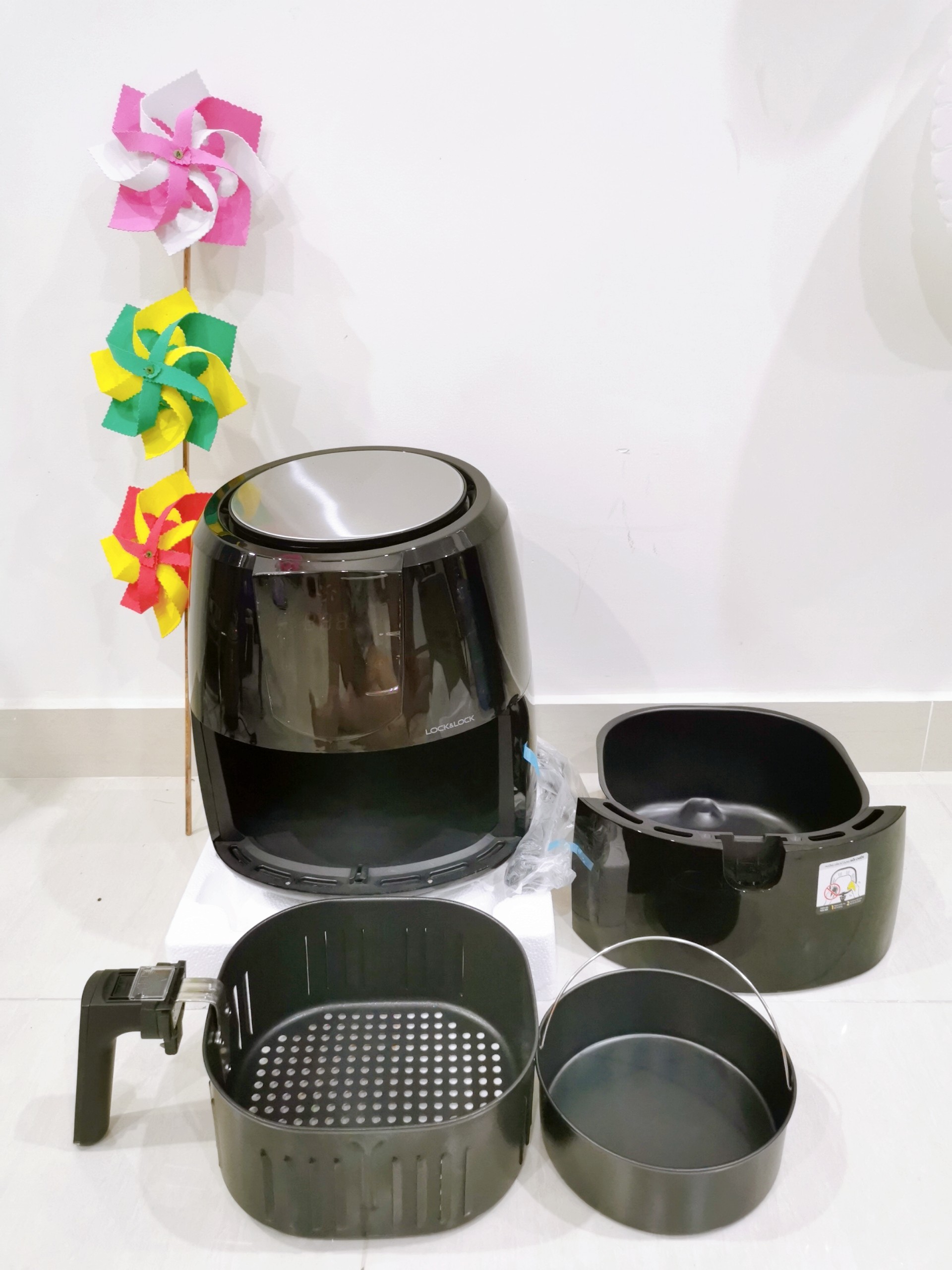 NỒI CHIÊN KHÔNG DẦU ĐIỆN TỬ LOCK&LOCK EJF351/ EJF357 (5,2L) 1800W