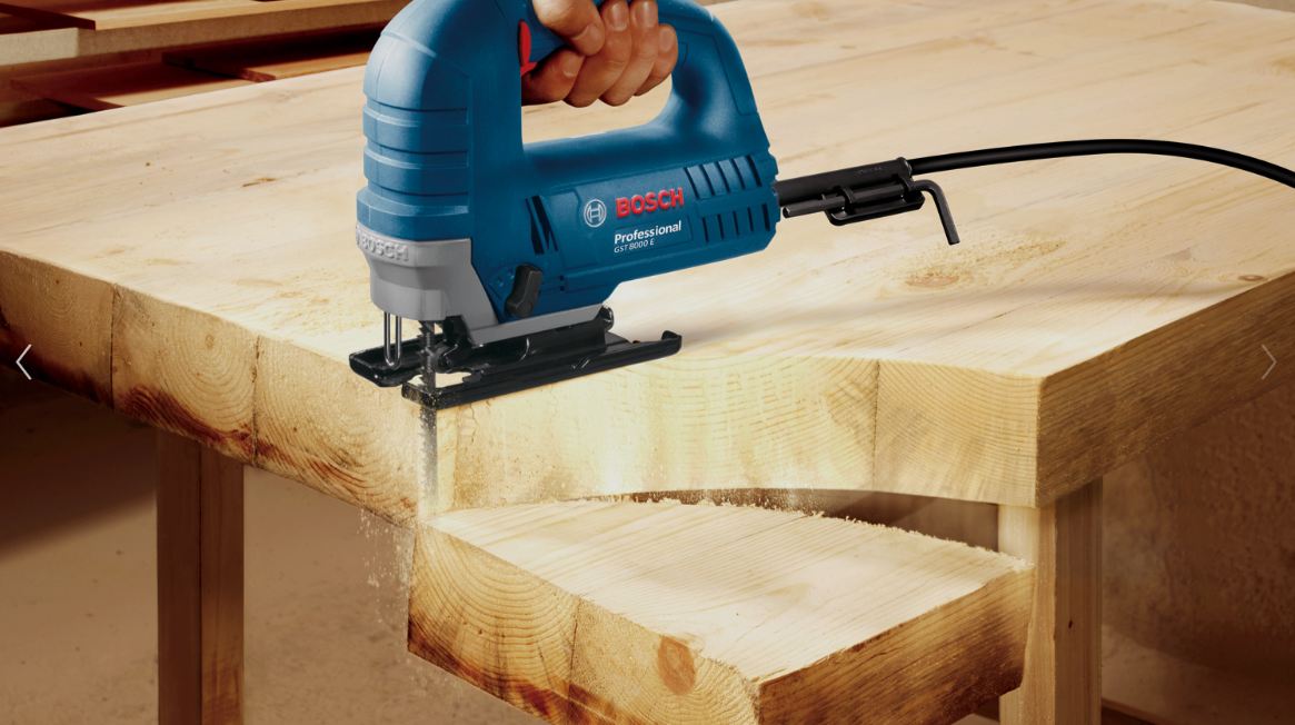 Máy cưa lọng cầm tay Bosch GST 8000E