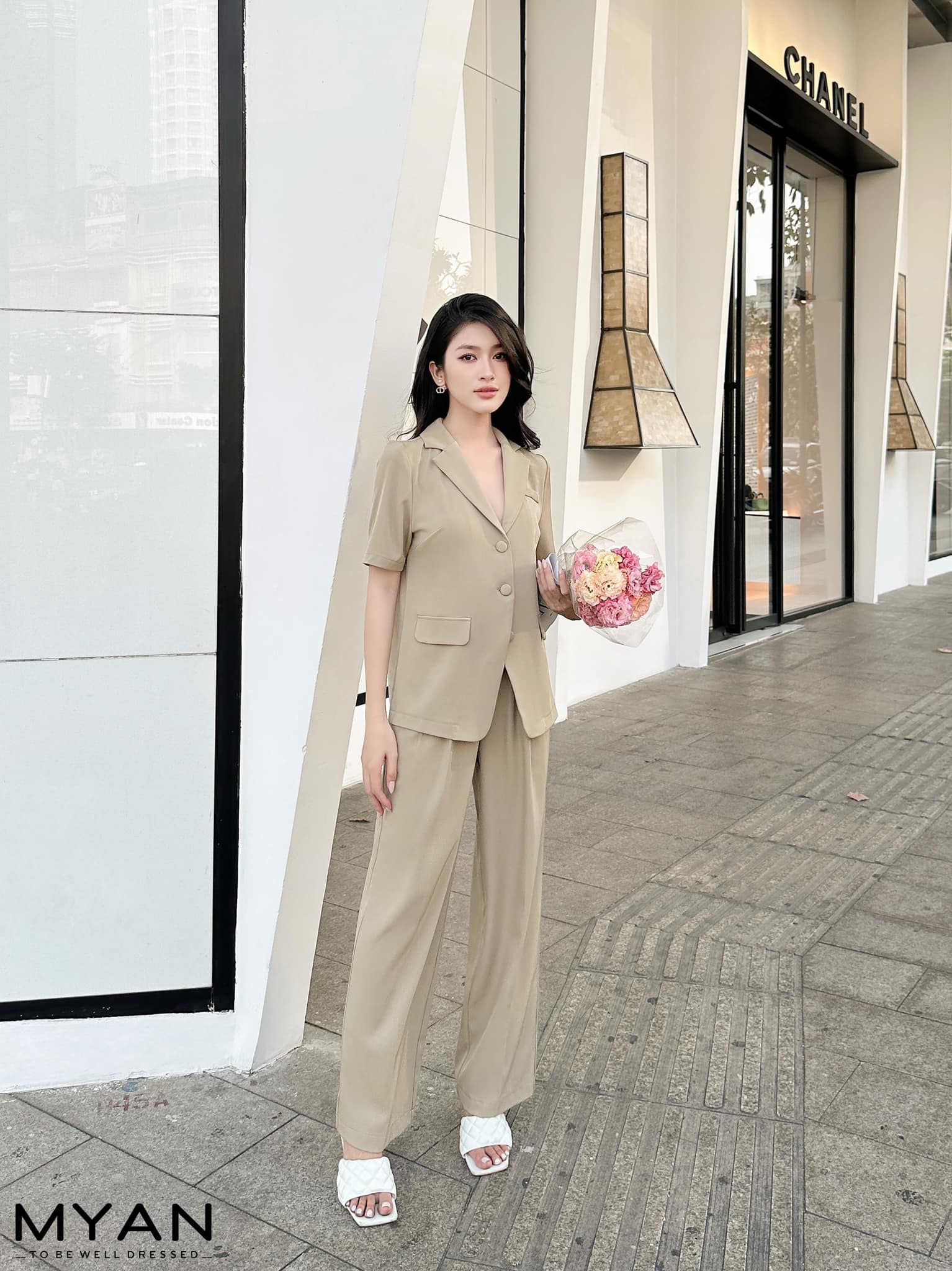 Quần áo nữ