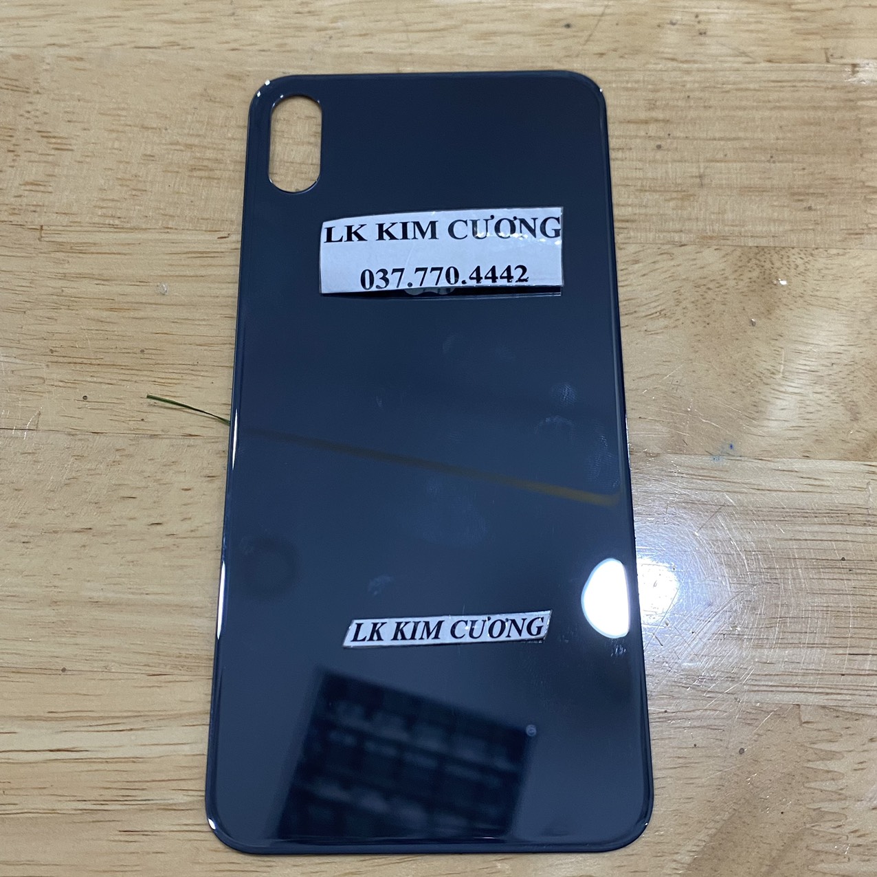 Nắp lưng lỗ bé thay thế ip xs max