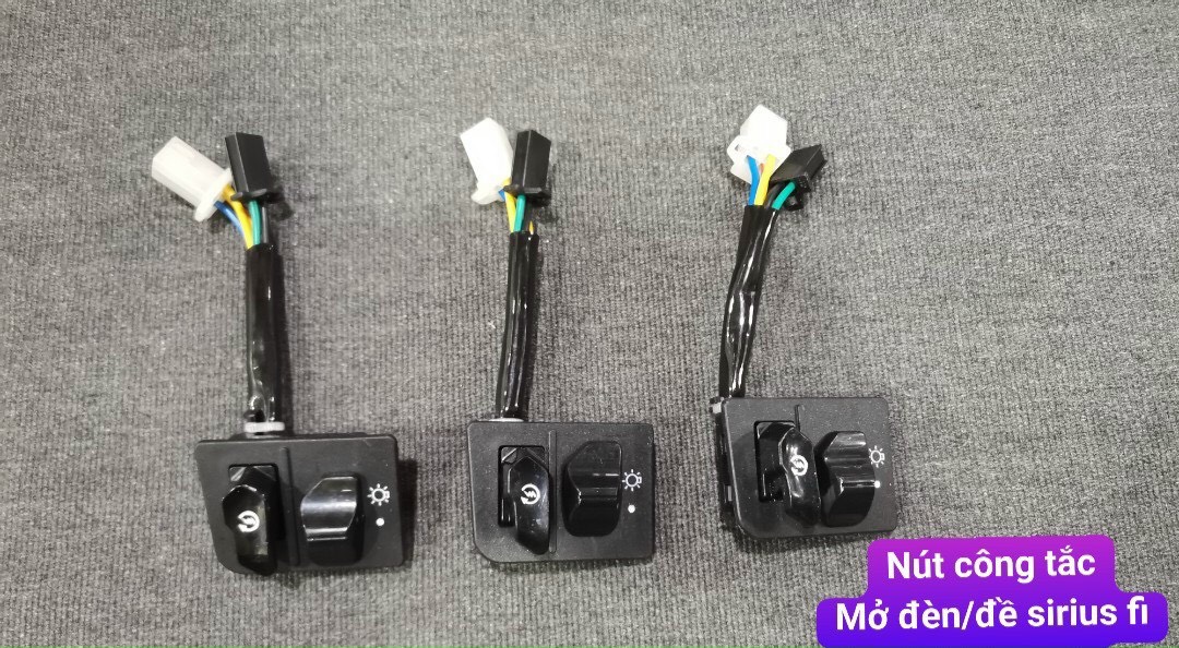 Bộ nút công tắc mở đèn và đề xe Sirius Fi.