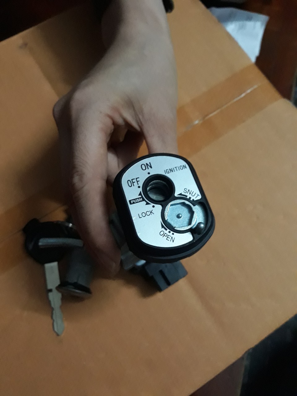 Ổ Khóa Điện Xe Wave Alpha 110