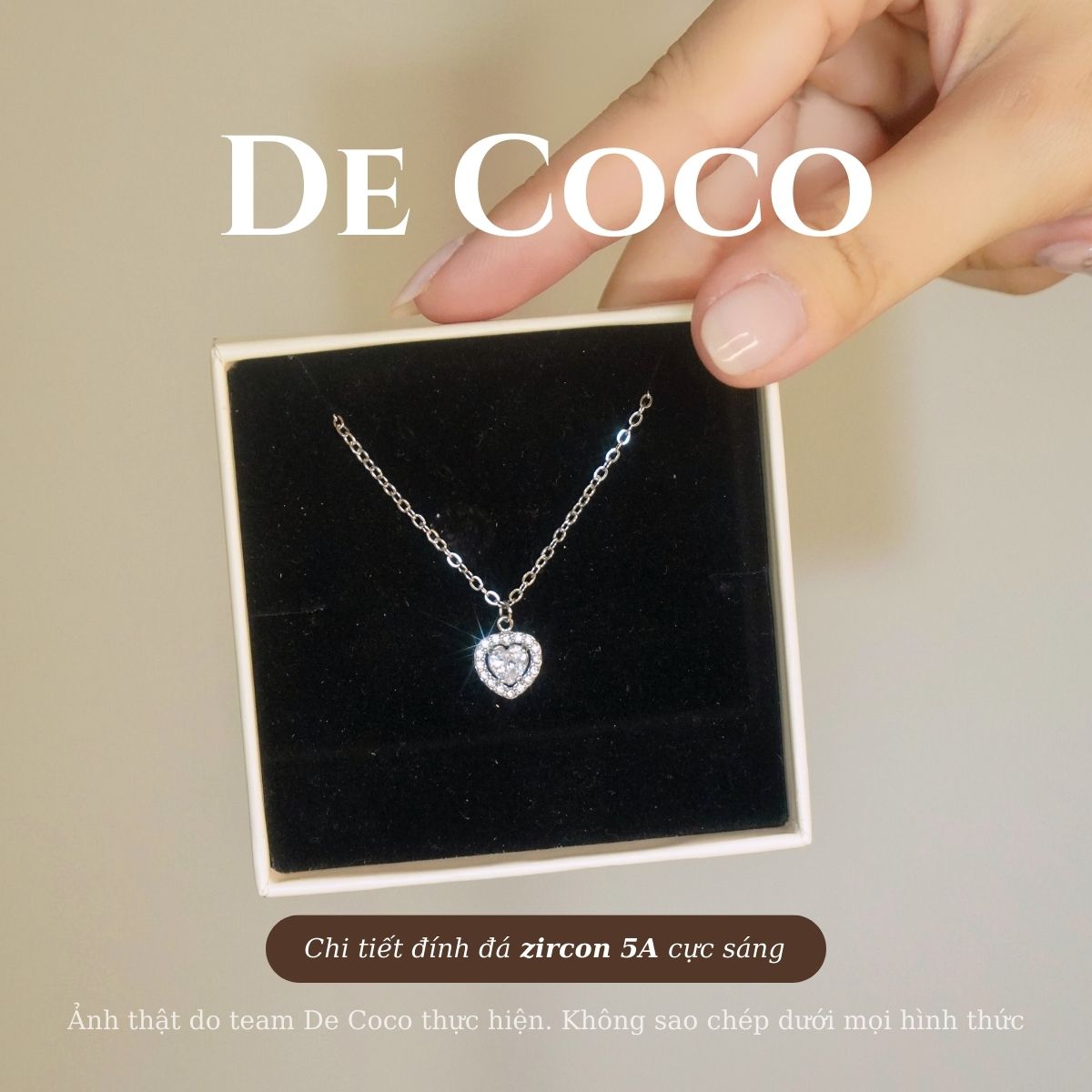 KHÔNG ĐEN GỈ - Vòng cổ, dây chuyền trái tim đính đá Libi De Coco