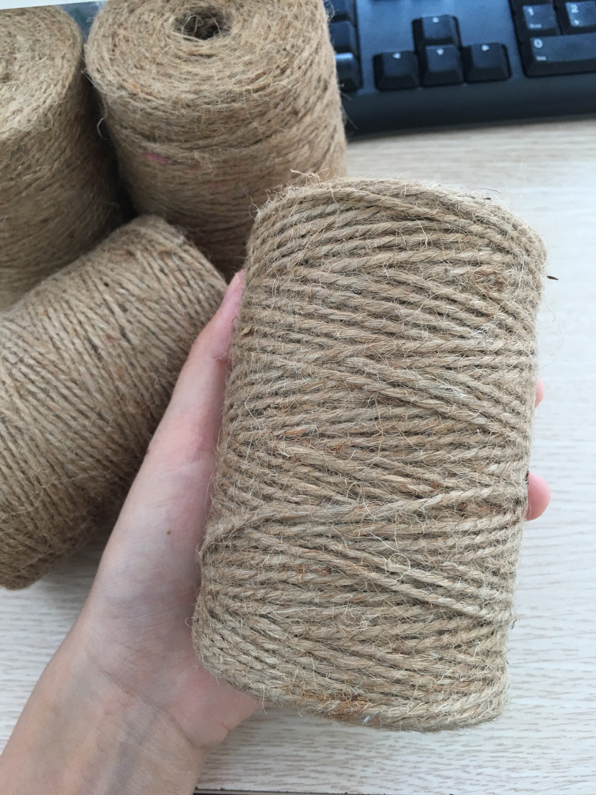 Cuộn dây thừng trang trí làm đồ handmade, túi giấy