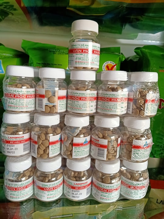 Combo 4 lọ Vân mộc hương lọ 80 viên