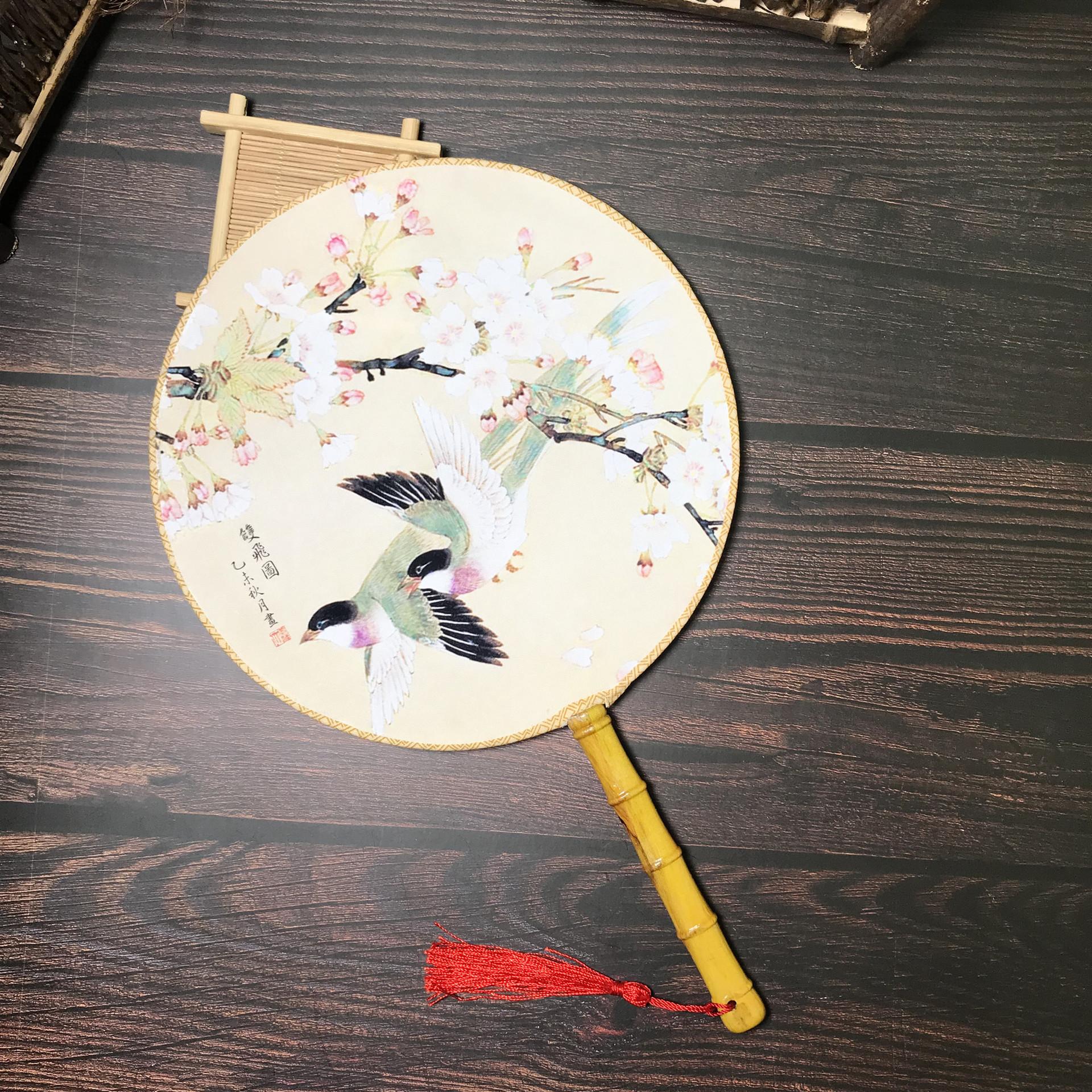 Quạt tròn cổ phong dây tuyến cổ trang quà tặng trang trí