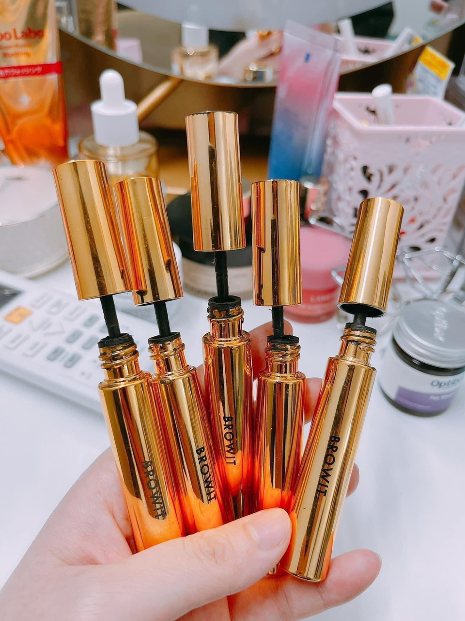 Mascara chuốt mi Nongchat Browit