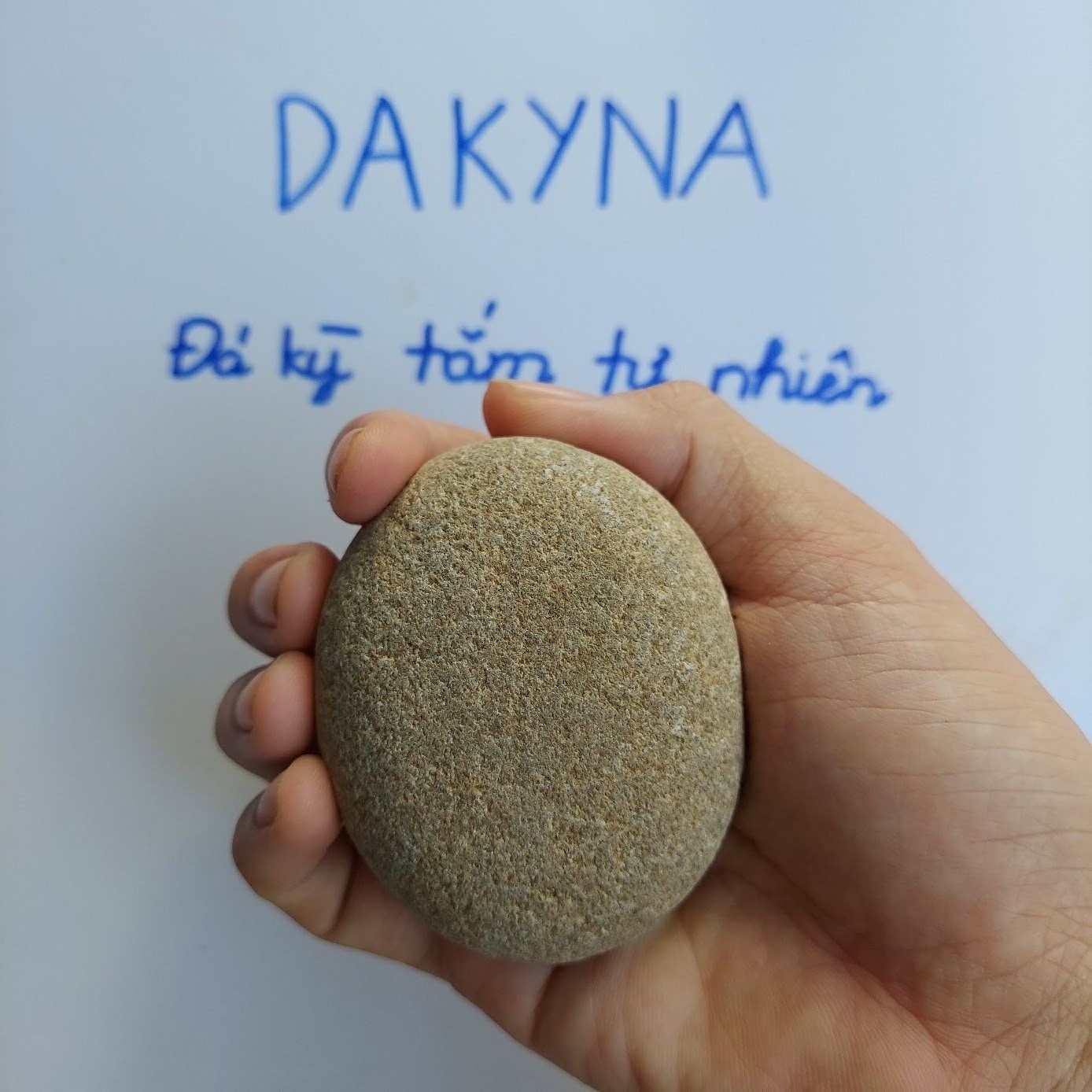 Đá kỳ gót chân tự nhiên dakyna