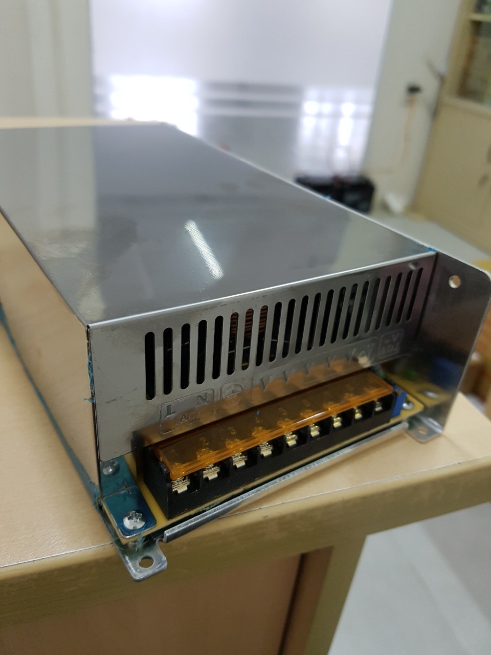 [HCM]Nguồn Tổ Ong 24V 10A có quạt