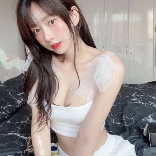 Áo hai dây thắt nơ voan
