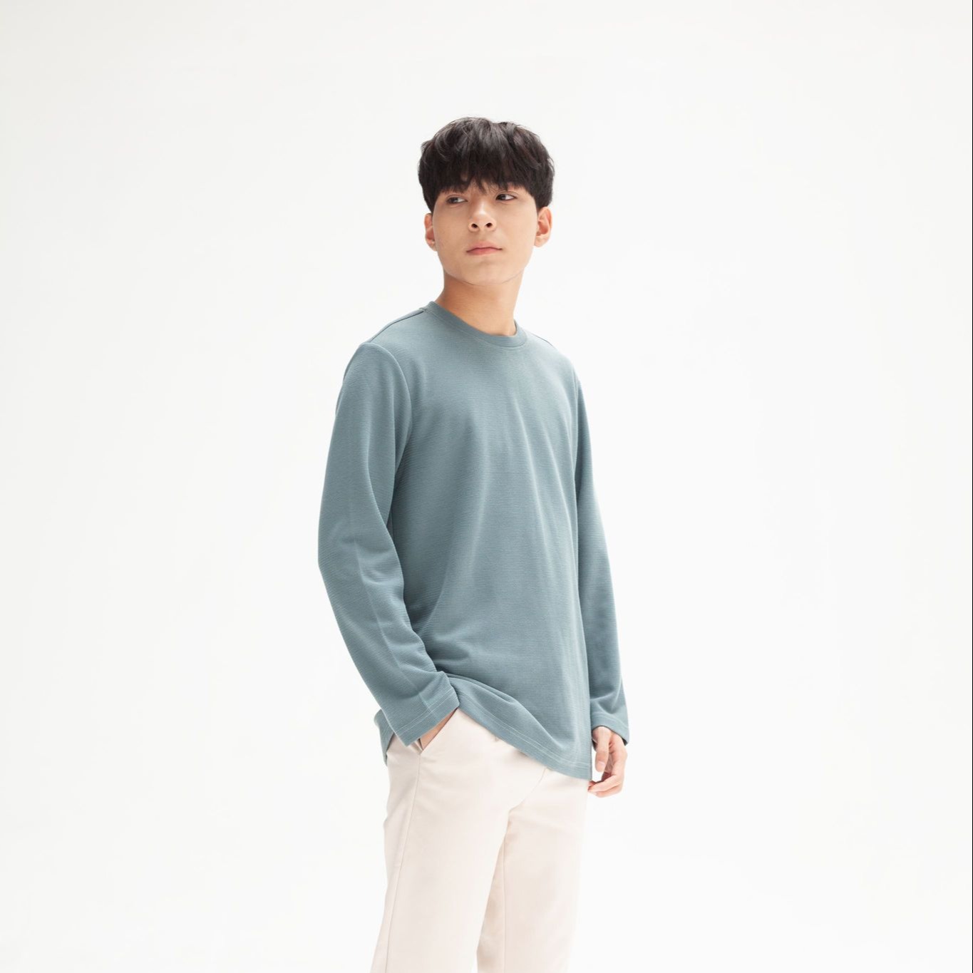 Áo Nỉ Dài Tay Look Max Sweater