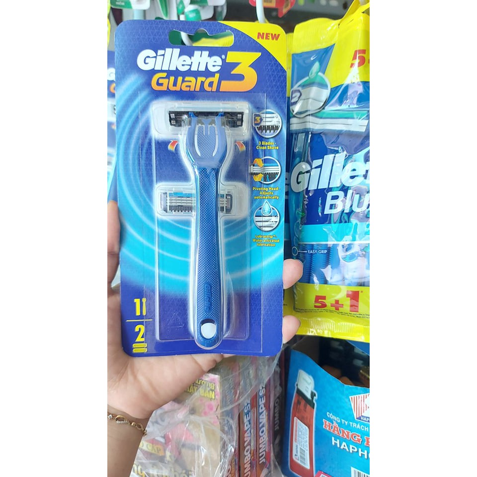 Dao cạo râu 3 lưỡi Gillette Guard 3 (Gồm: 1 tay cầm và 2 đầu cạo)