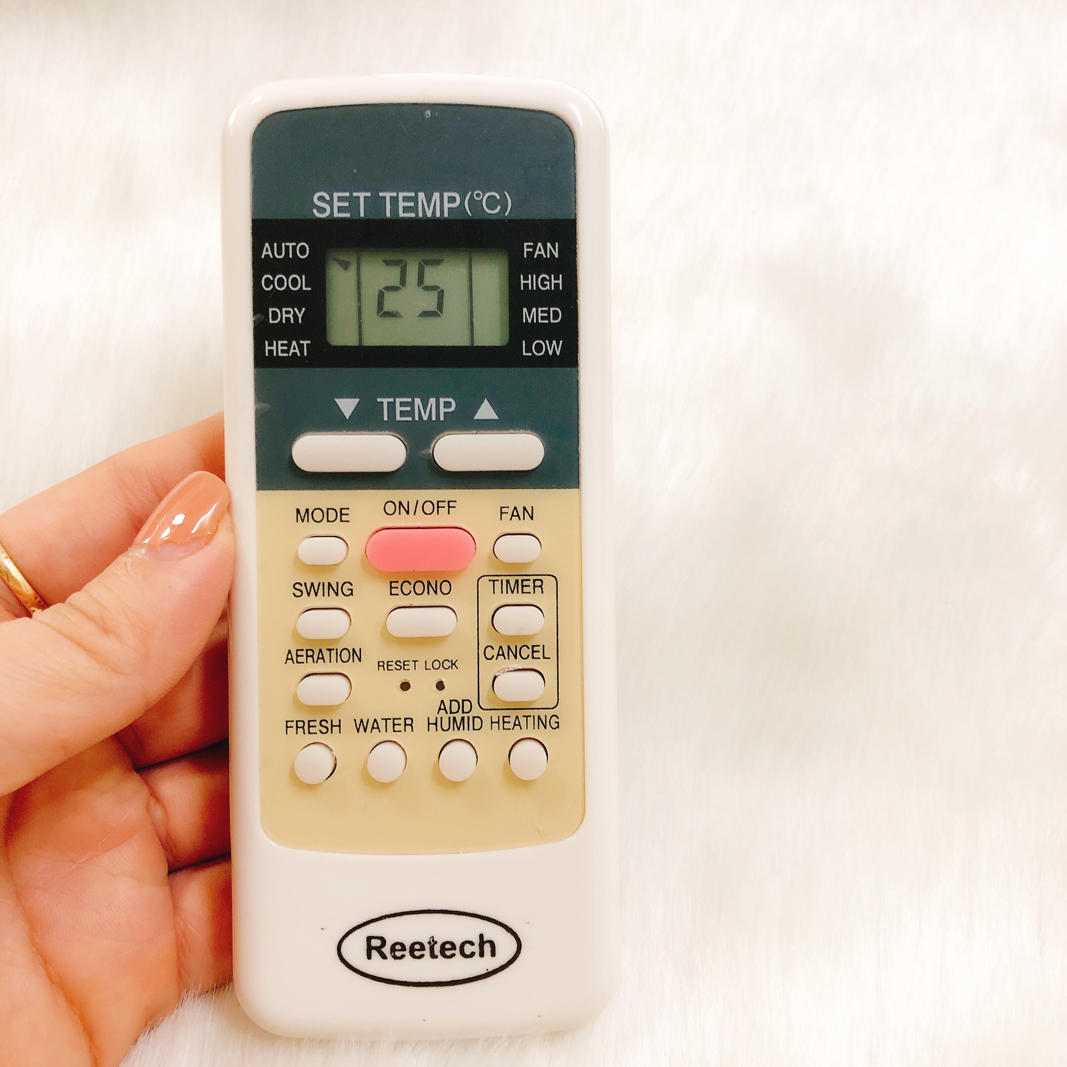 Điều Khiển Điều Hòa Reetech , Remote Máy Lạnh Reetech tặng kèm pin