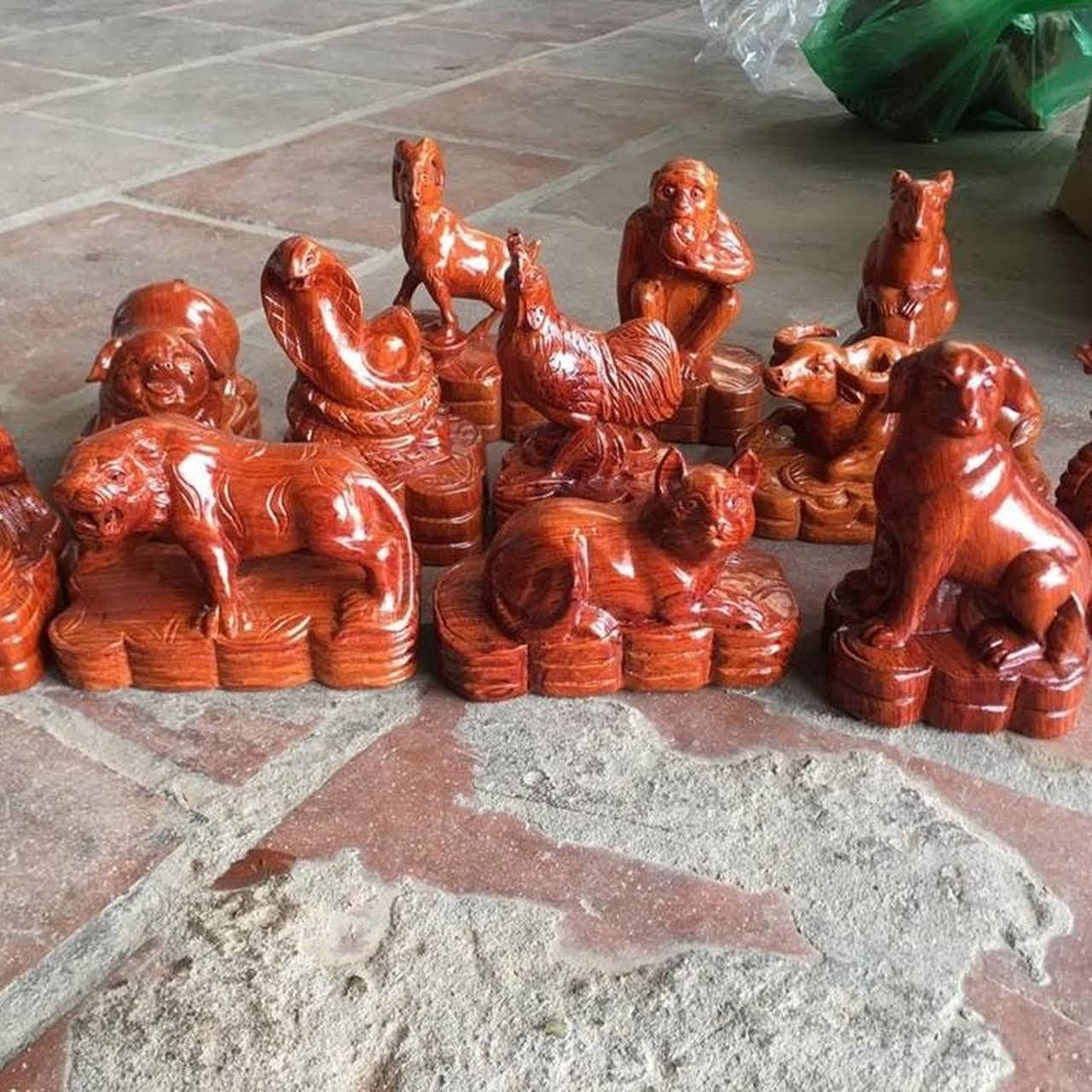[Trả góp 0%] Tượng 12 con giáp gỗ hương