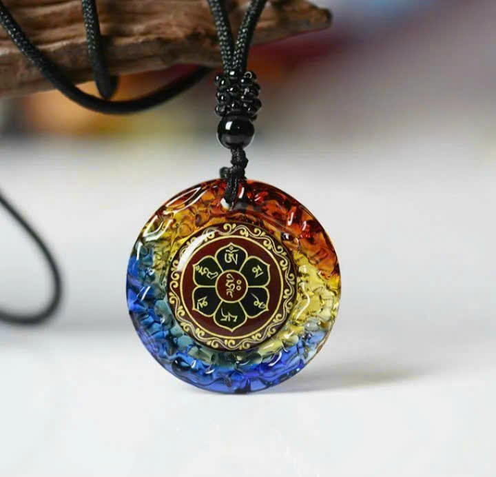 Dây chuyền Om Mani Padme Hum (Lục Tự Đại Minh Chú)