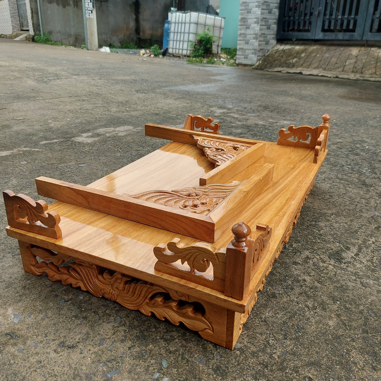 Bàn thờ treo tường Chạm Rồng ,trang treo gỗ gõ, bàn thờ gỗ gõ đỏ cao cấp ngang 107cm