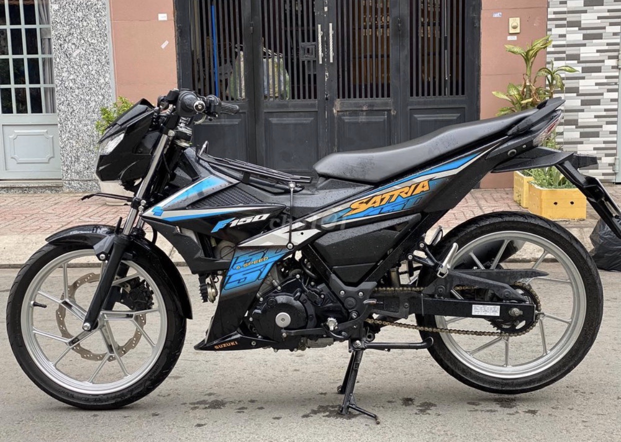 Tem rời Satria Fi150 150 xanh Crom