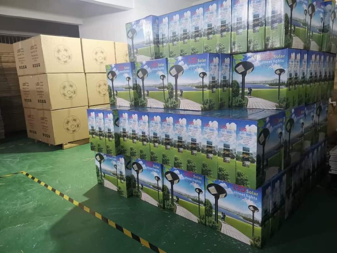 Đèn năng lượng mặt trời - UfO-500W - 360độ