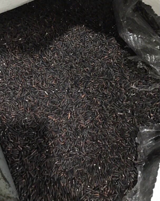 Gạo lứt dẻo ( lứt đen ) Điện Biên 1kg
