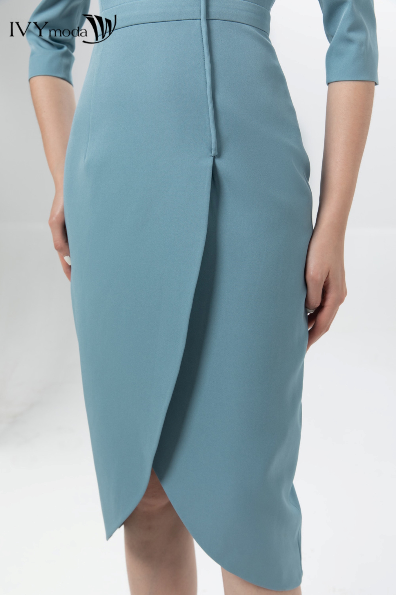 Đầm phối hoa tulip IVY moda MS 48T0111
