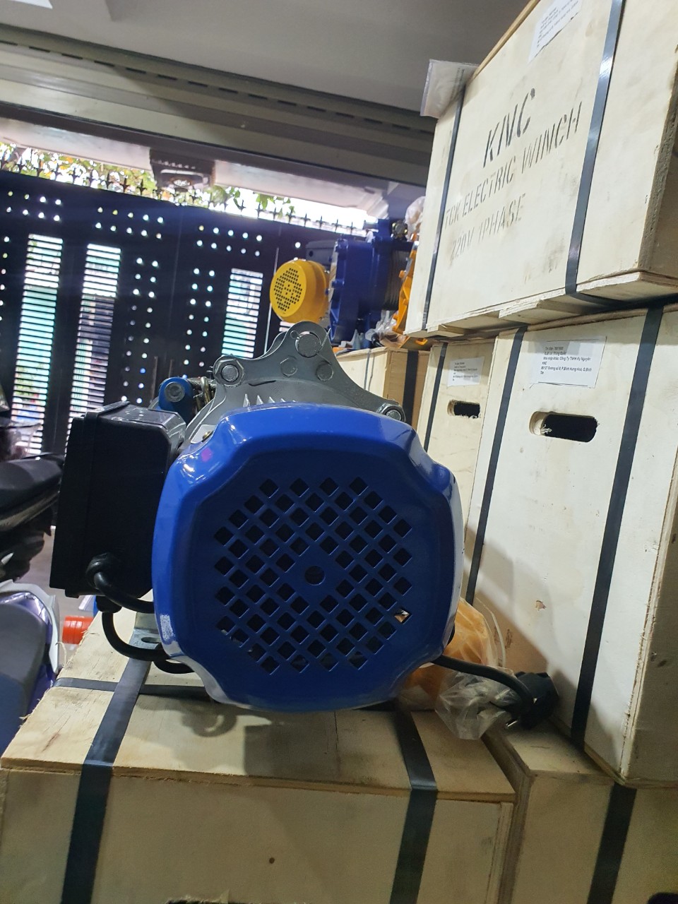 Tời Đa Năng 750/1500KG ( 4kw) ( 22m/p)