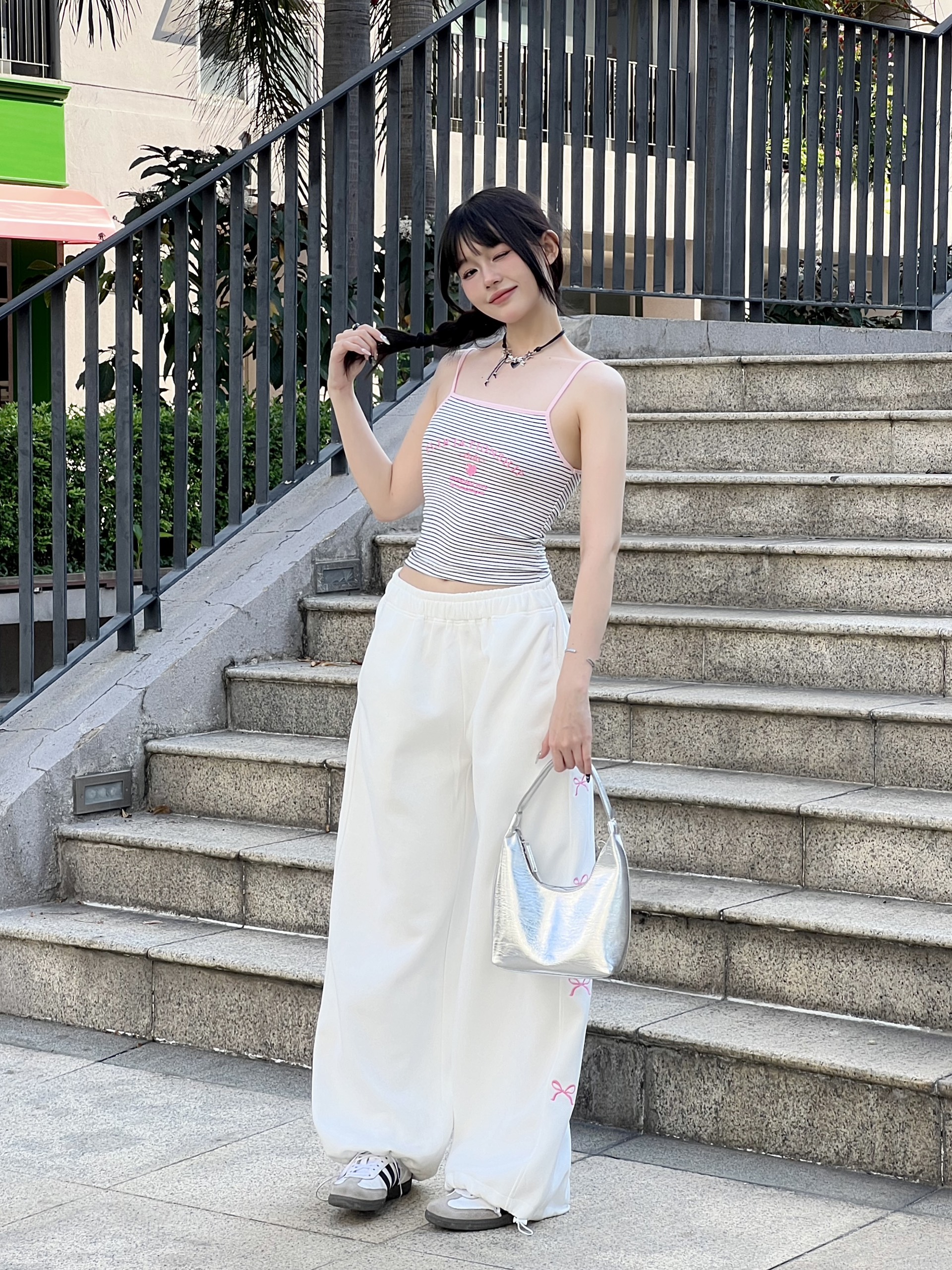 [VOUCHER 12%/149K] Áo croptop thun 2 dây MONÁ - FLIRTY