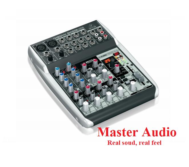Bộ trộn âm thanh 10 kênh BEHRINGER QX1002USB