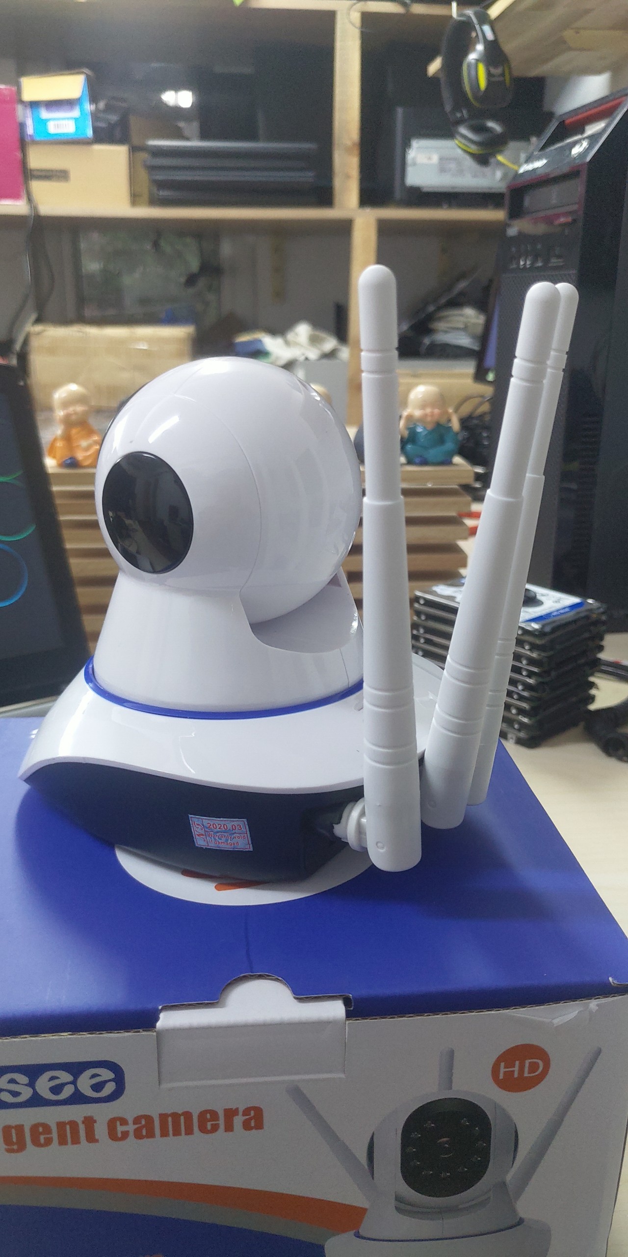 Camera không dây Full HD xoay 360 độ