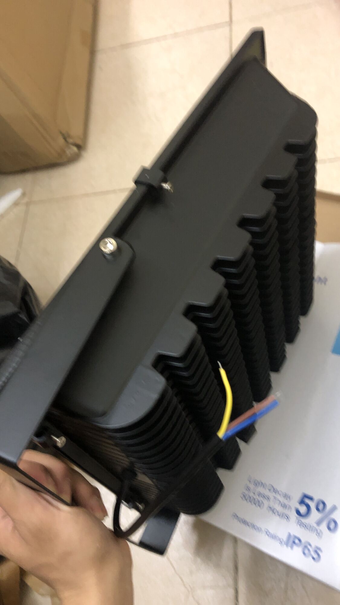 ĐÈN PHA LED 200W CAO CẤP NGOÀI TRỜI