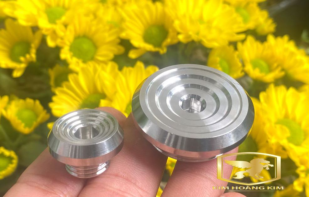 Ốc mâm lửa inox 304 mẫu mới đầu thái salaya gắn xe máy wave,dream,sirius,winner,exciter, satria,raider....