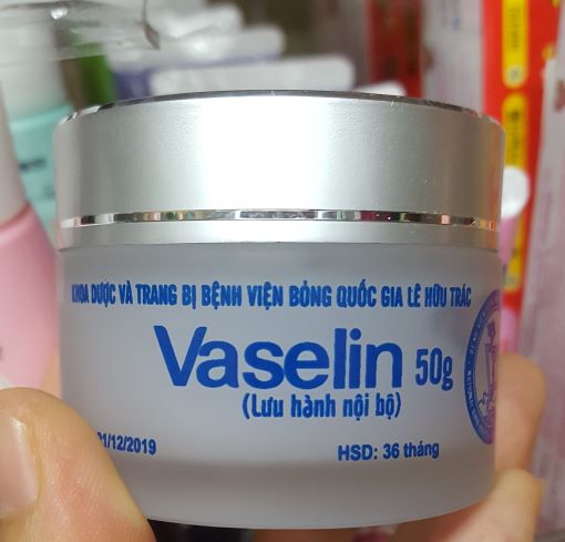 Kem dưỡng làm mềm da Vaseline Viện bỏng 50g (mẫu mới)