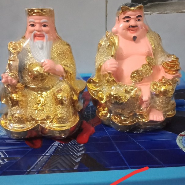 Cặp Tượng Thần Tài Ông Địa hút tài Lộc mẫu mới