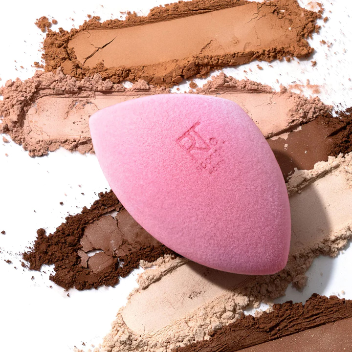 Mút Phủ Phấn Real Techniques Miracle Powder Sponge Màu Hồng Có Hộp