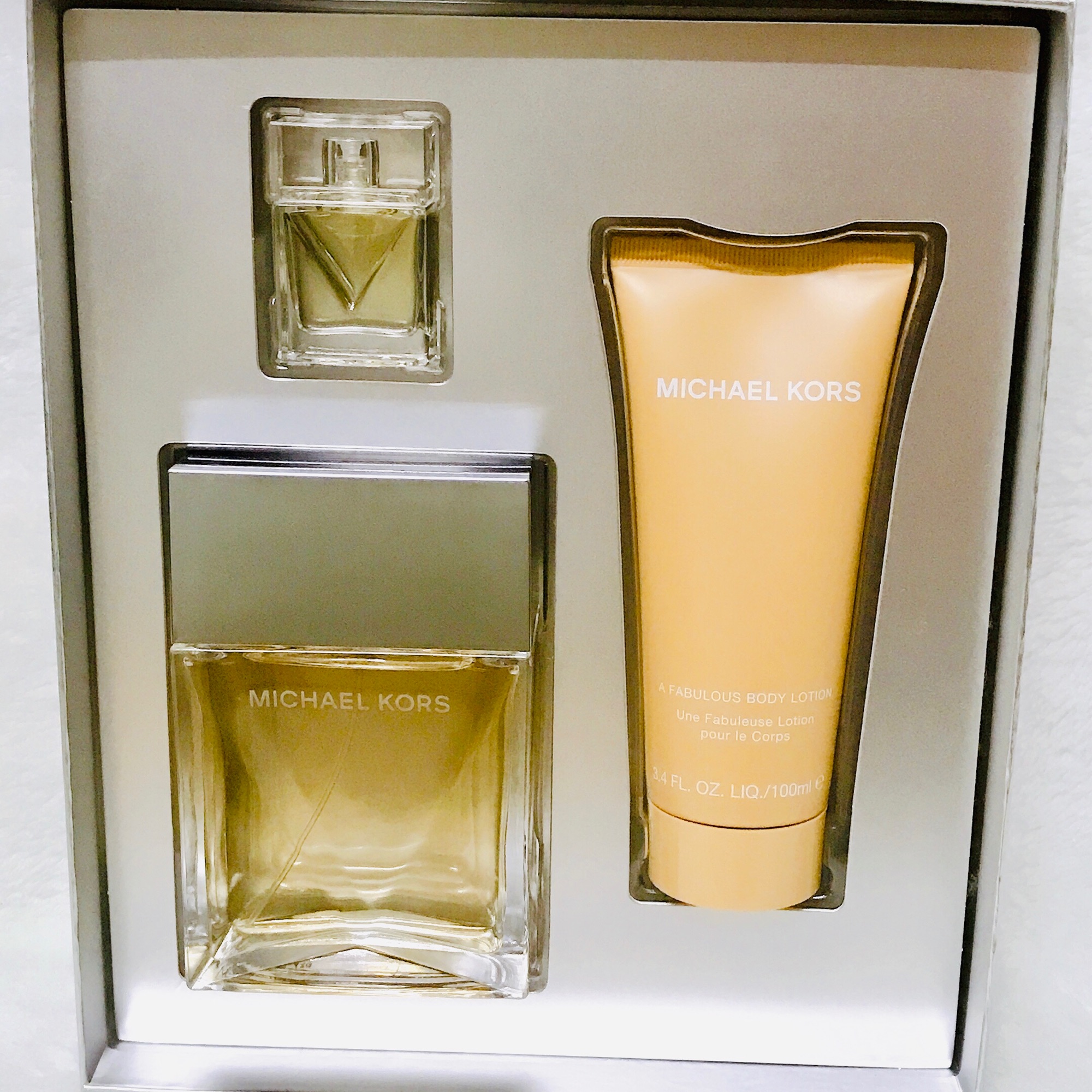 Michael Kors Sexy Ruby Gift Set 3PC  Nước hoa chính hãng 100 nhập khẩu  Pháp MỹGiá tốt tại Perfume168
