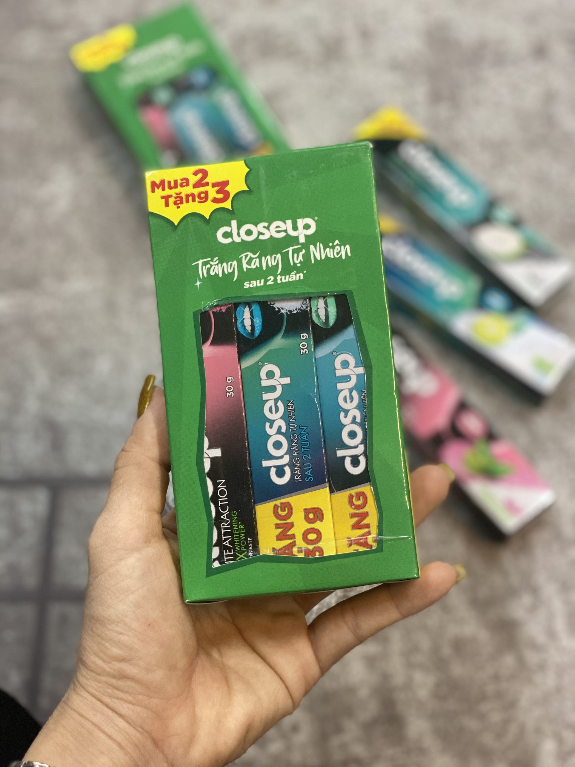 [CHỌN THEO SỐ LƯỢNG] COMBO 9 TUYP, 6 TUYP, 3TUYP KEM ĐÁNH RĂNG CLOSEUP 30G ( HỘP 3 TUYP)