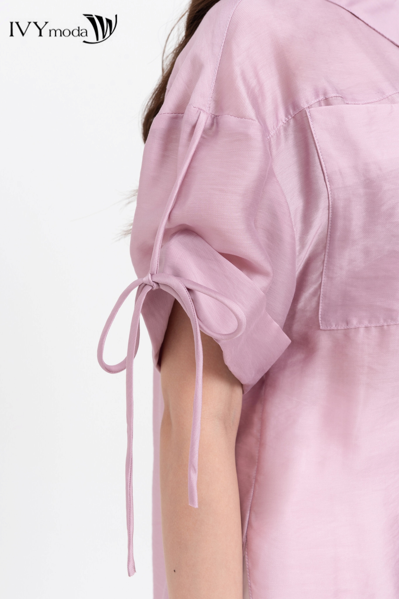 Áo sơ mi lụa dáng oversize IVY moda MS 16M8328