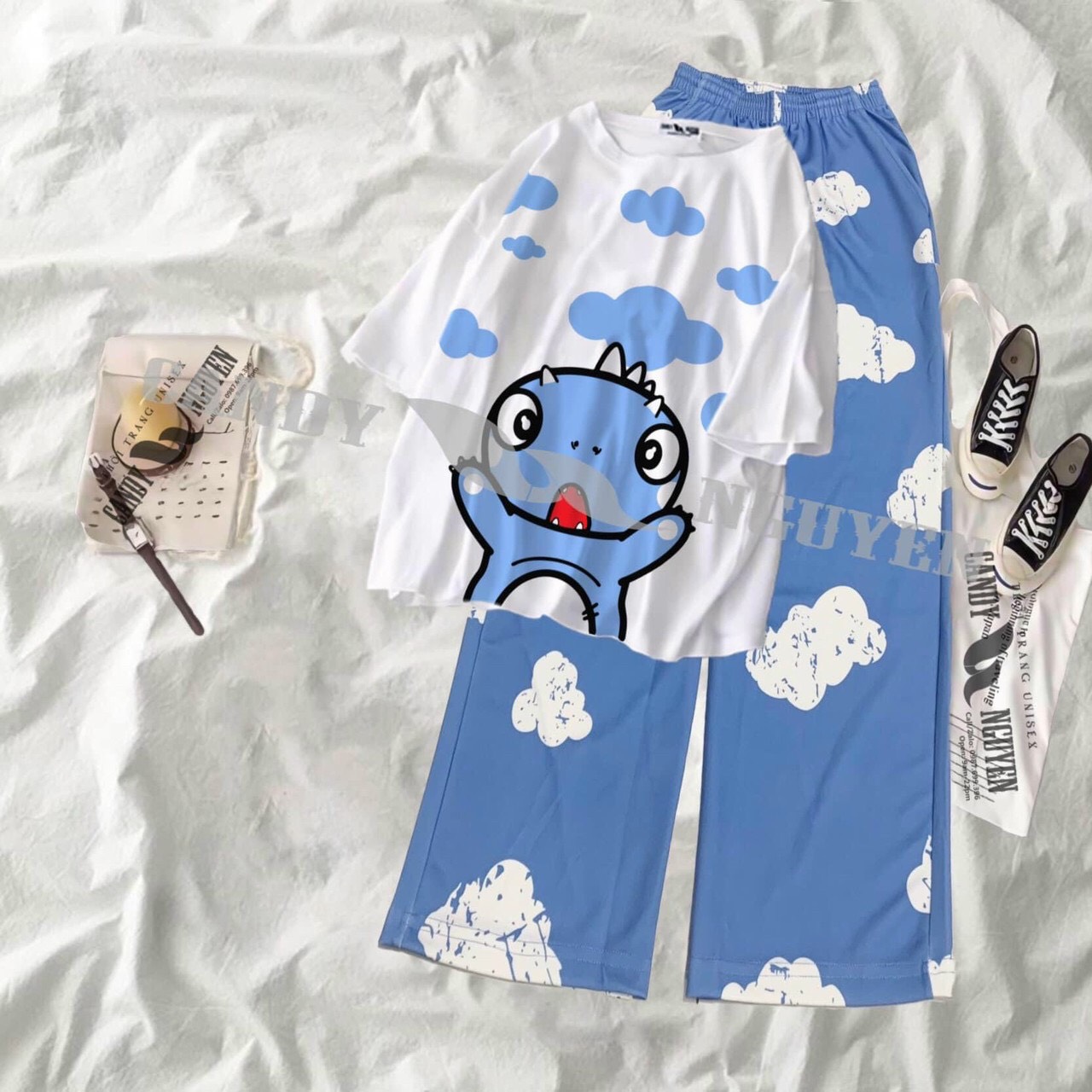 Đồ Bộ Hoạt Hình Cartoon Khủng Long Xanh + Quần Ống Rộng Đám Mây Style Hot Trend Hàn Quốc , Vải Coton Thoáng Mát , Forn Rộng Thoải Mái , Mặc Nhà Hoặc Dạo Phố Đều Được TTSLB0170