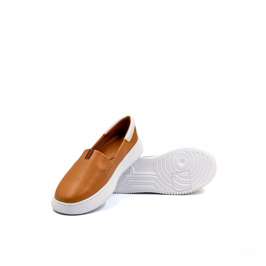 Hunting for a Sale in October |   30% Off Order 199K - Tomoyo Women's Microfiber Leather Sneakers "Super Lightweight" Tmw20502