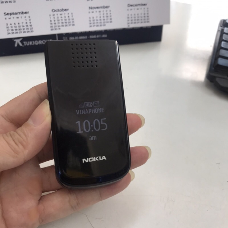 Điện Thoại Cổ Độc Lạ Nokia 2720 Nắp Gập