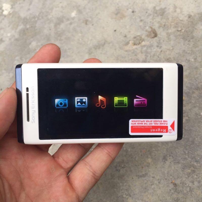 Điện thoại Sony Ericsson U10i