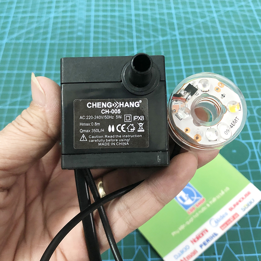 Máy bơm thác nước phong thủy | Máy bơm tiểu cảnh mini có đèn