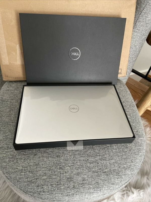 Brand New Dell XPS 13 7390 512GB SSD 16GB RAM Platinum silver