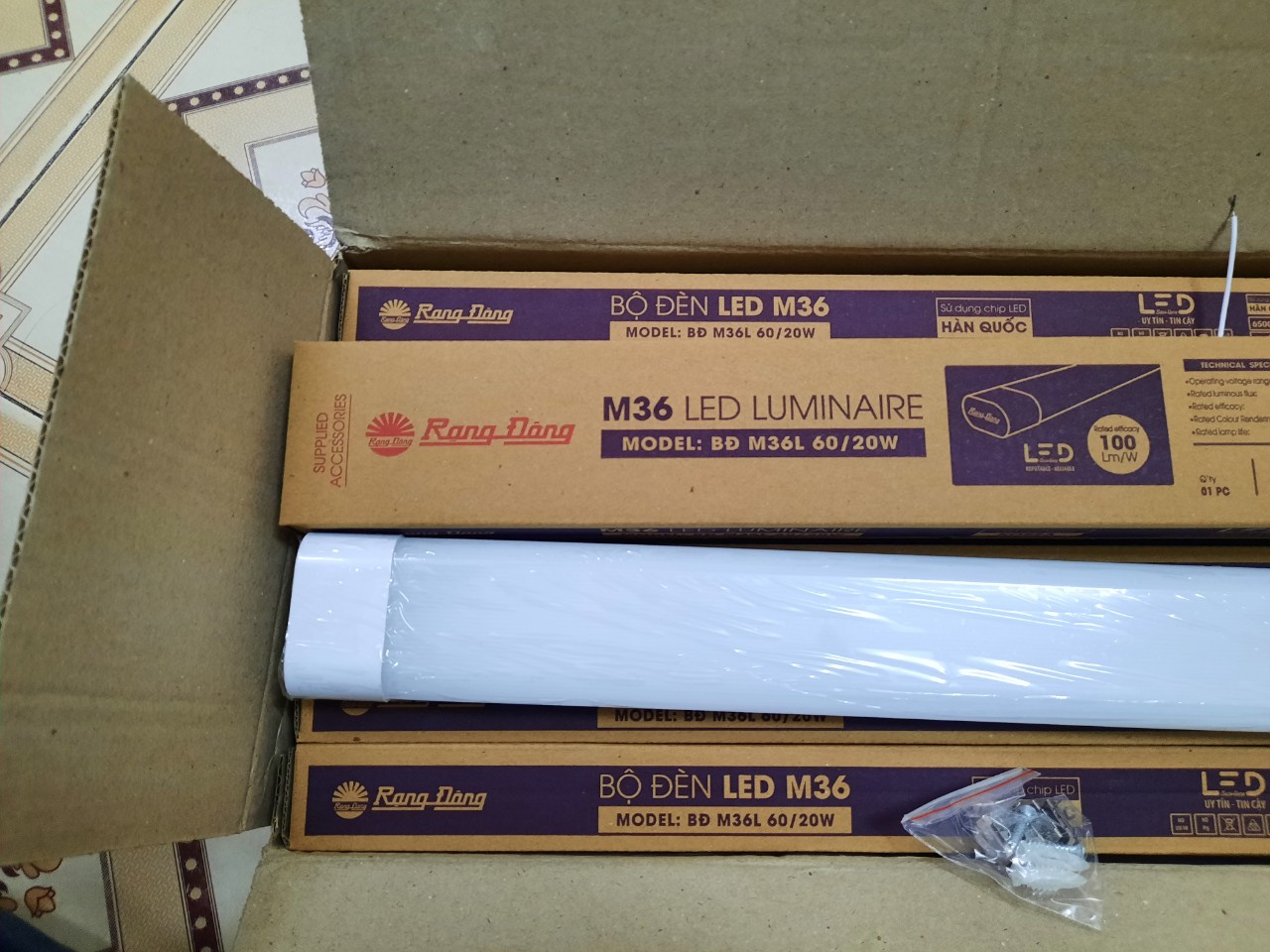 Đèn led m36/40w rạng đông bảo hành đổi mới 2 năm