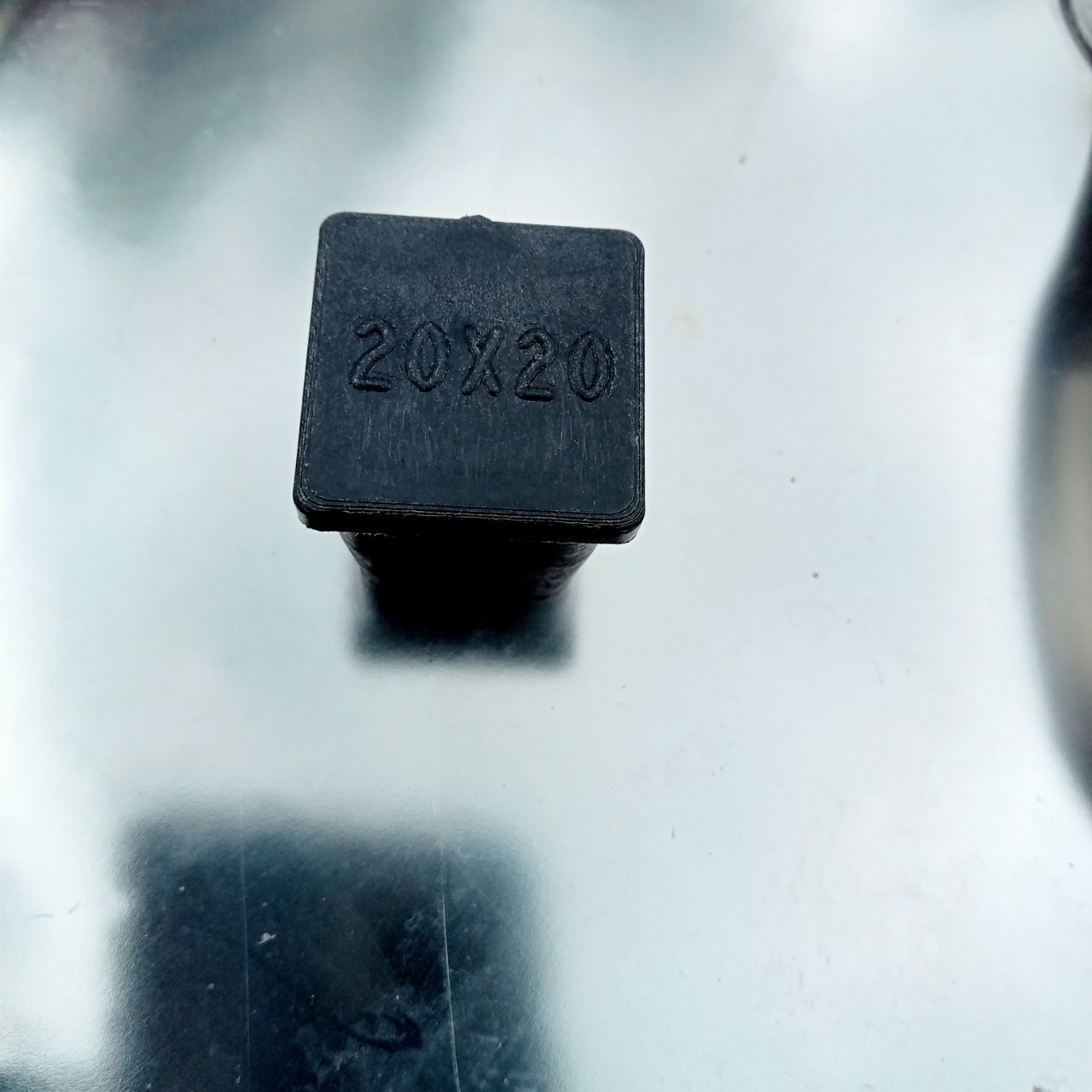 Bộ 100 Nắp bịt nhựa cho sắt hộp 20x20 mm; Nắp chụp hàng rào; Nút bịt đầu ống sắt hộp, sắt vuông bịt trong