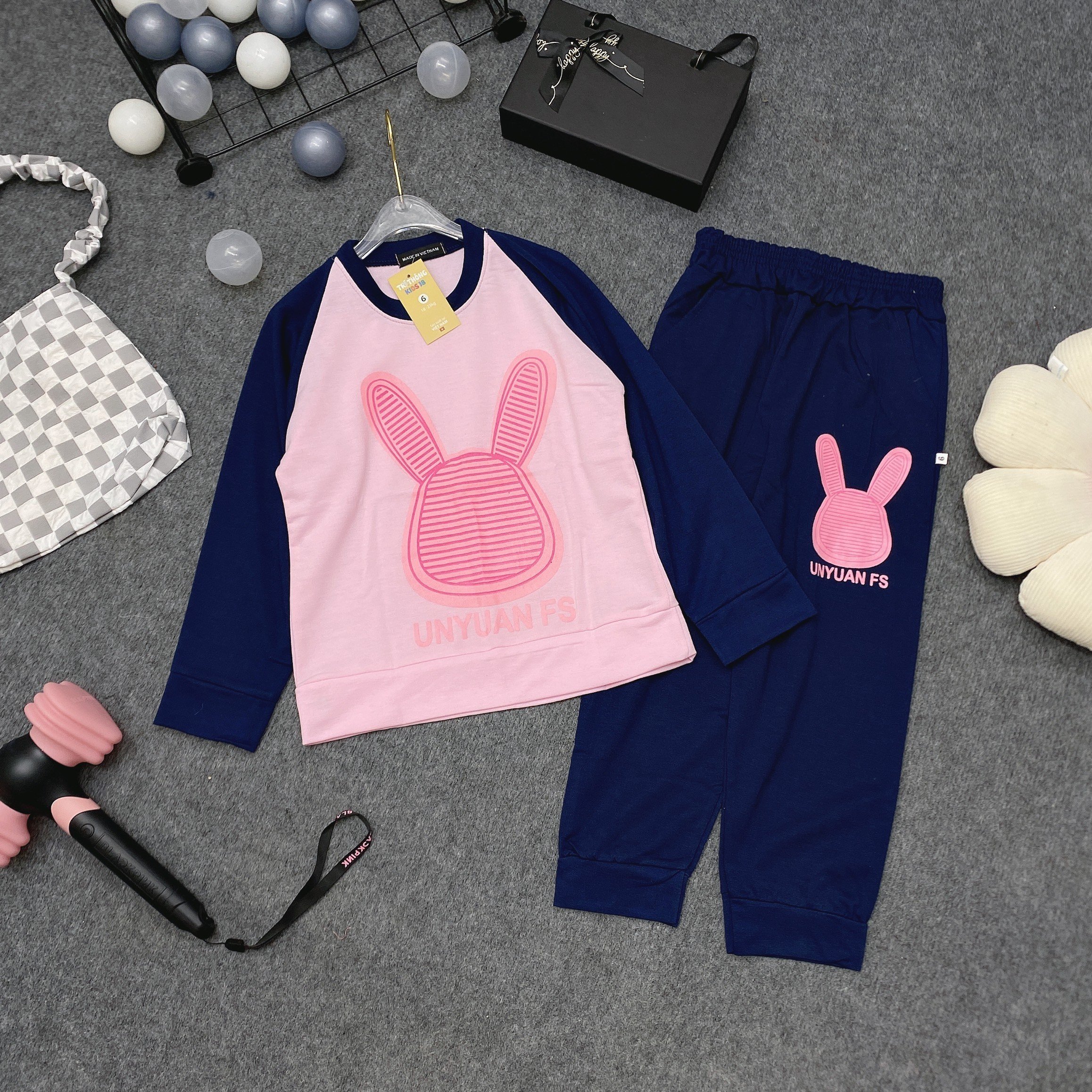 Bộ dài tay thu đông Fu - Thỏ và Gấu bé gái 18-48kg tù 6-14 tuổi. Đồ bộ bé gái, set đồ bé gái, bộ quần áo bé gái