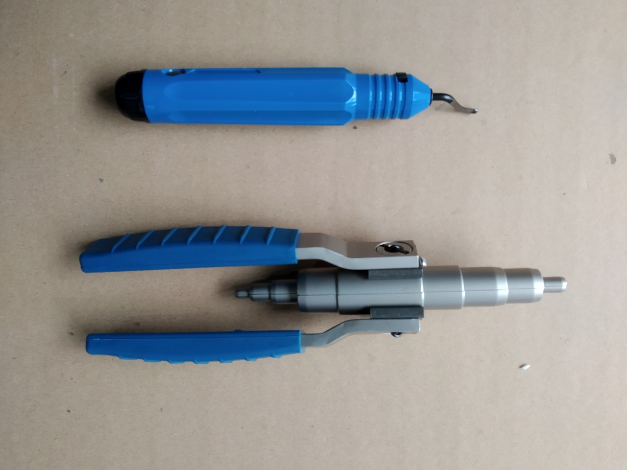 Kìm nong ống ồng Value Model: VST-22c
