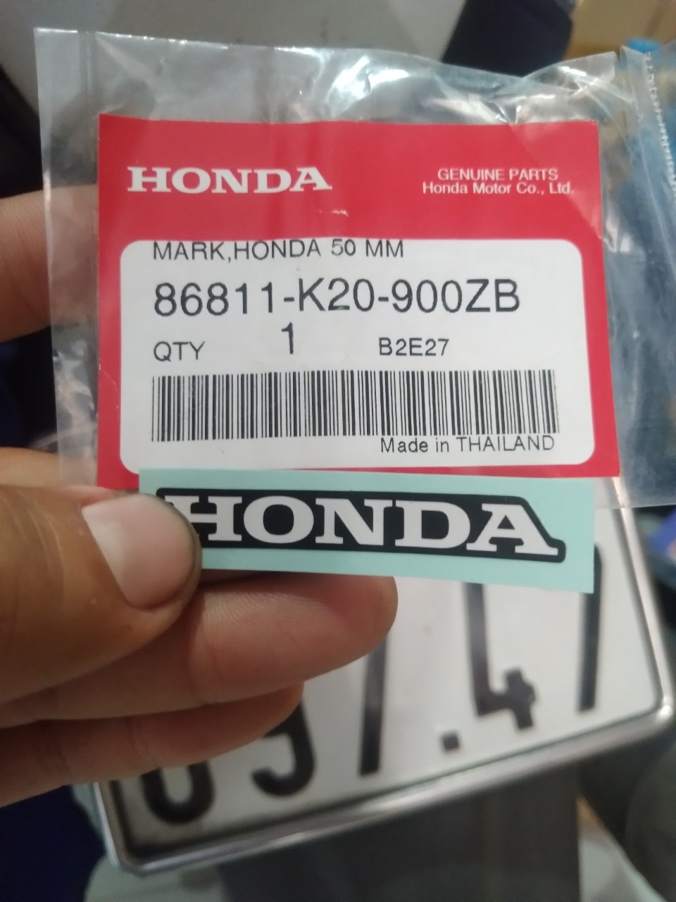 Tem chữ Honda dán dè sau :50 mm