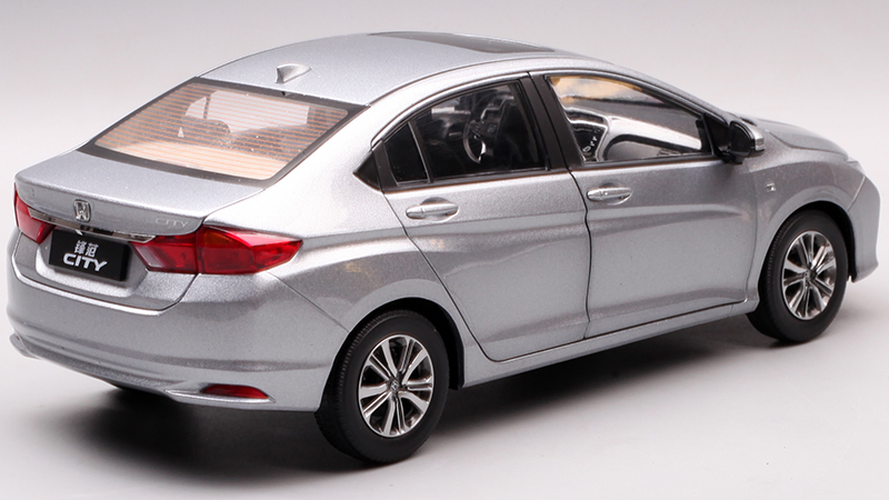 Mô hình xe Honda City tỉ lệ 1:18