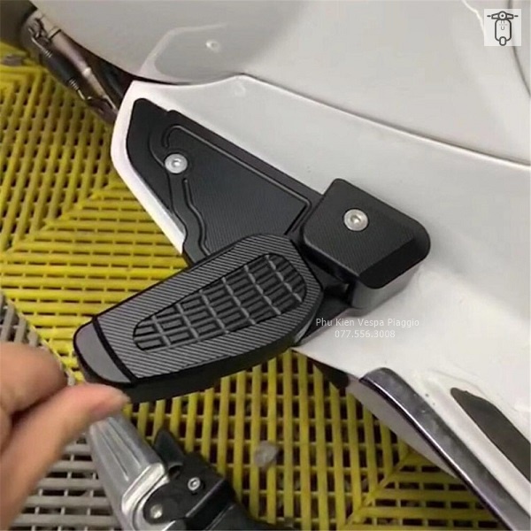 Gác Chân Vespa CNC Nhôm Cao Cấp
